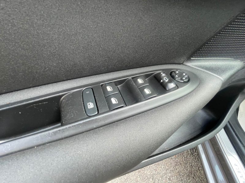 CITROEN C4 1.2 THP 130CV MILLENIUM 2016 CRIT'AIR 1 2016