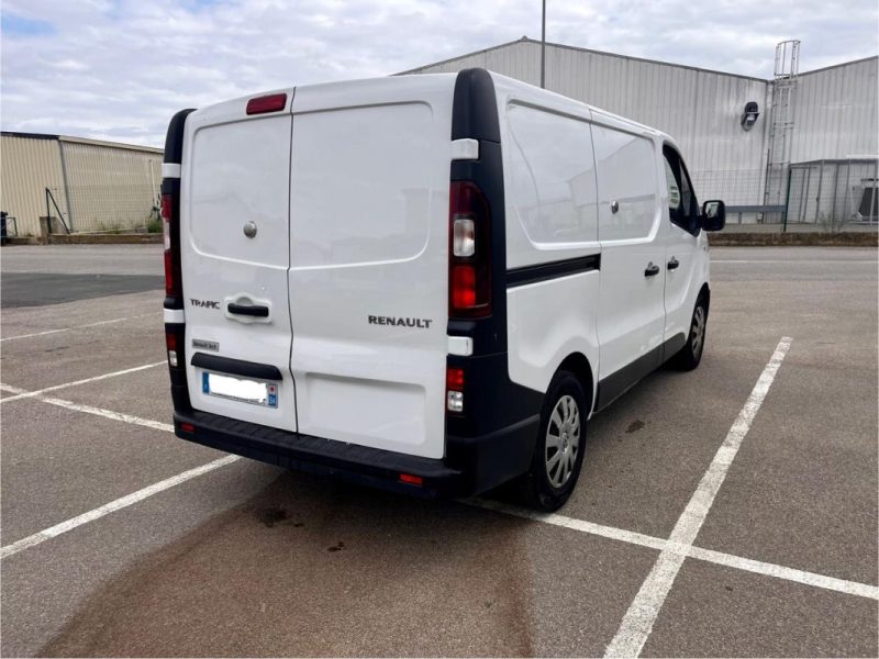 RENAULT TRAFIC L1H1 2.0 dCi 145ch Energy Grand Confort EDC E6