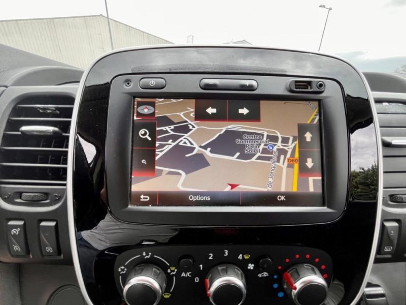 RENAULT TRAFIC L1H1 2.0 dCi 145ch Energy Grand Confort EDC E6