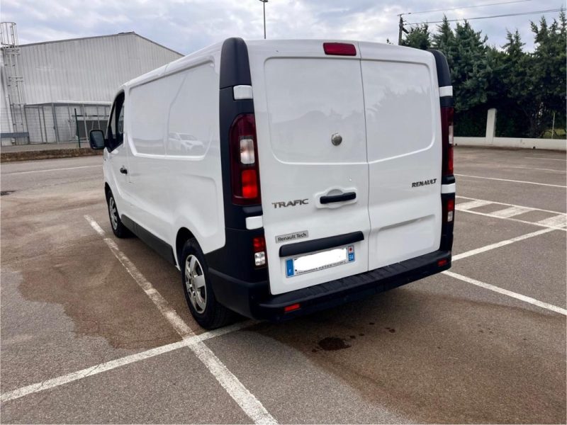 RENAULT TRAFIC L1H1 2.0 dCi 145ch Energy Grand Confort EDC E6