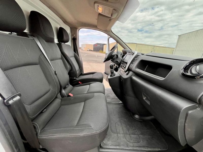 RENAULT TRAFIC L1H1 2.0 dCi 145ch Energy Grand Confort EDC E6