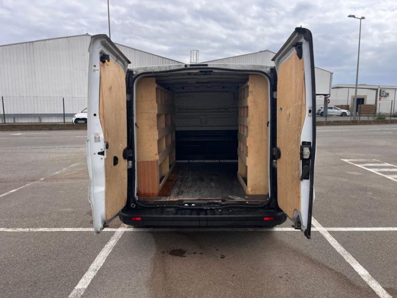 RENAULT TRAFIC L1H1 2.0 dCi 145ch Energy Grand Confort EDC E6