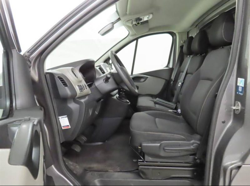 Renault  Trafic L2H1 1.6 DCI 120CH COMFORT