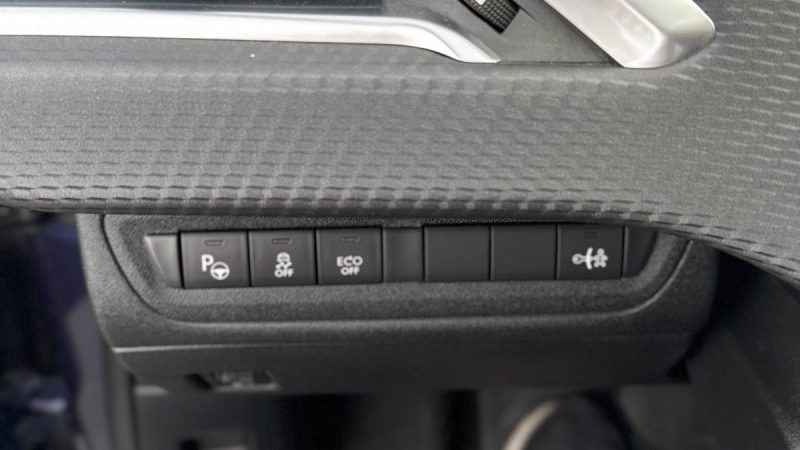 PEUGEOT 2008 1.6 E-HDI BVA ALLURE GARANTIE 6MOIS