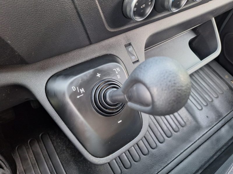 RENAULT MASTER FOURGON 2.3 DCI 180 BVR H2L2 BVR*1°MAIN*