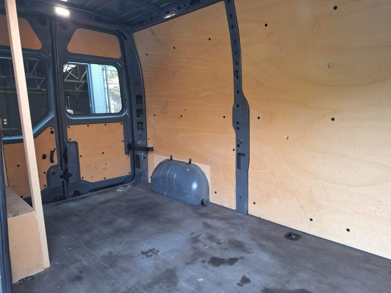 RENAULT MASTER FOURGON 2.3 DCI 180 BVR H2L2 BVR*1°MAIN*