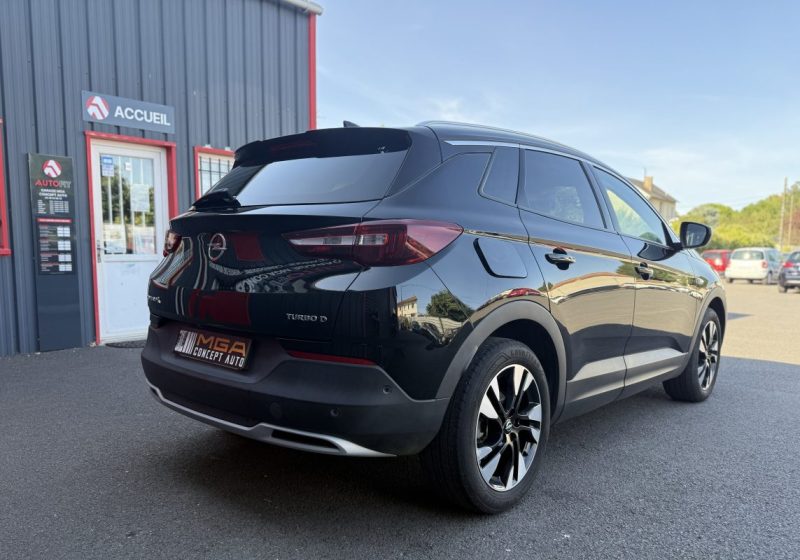 OPEL GRANDLAND X 2019 DESIGN LINE