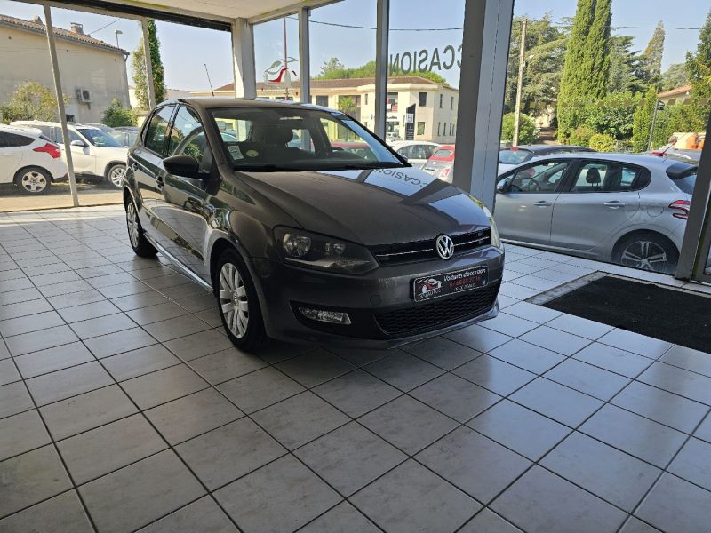 VOLKSWAGEN POLO 2010