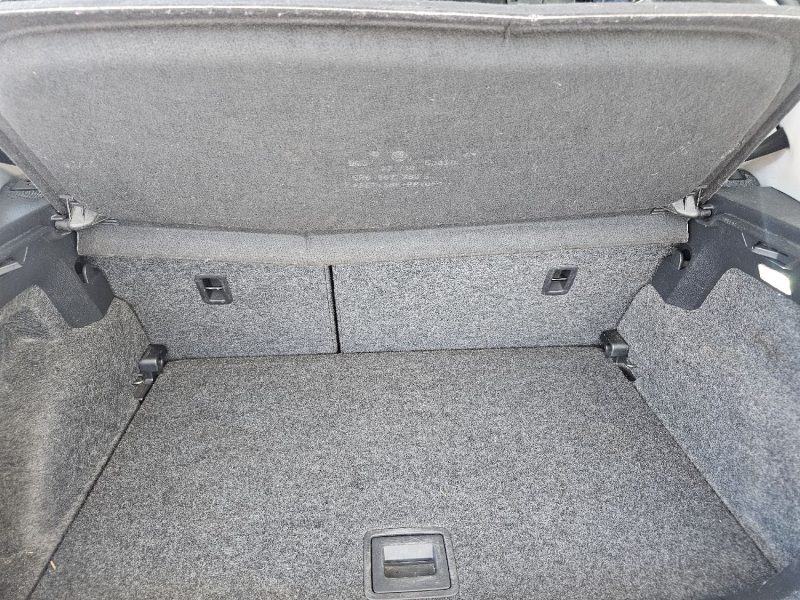 VOLKSWAGEN POLO 2010