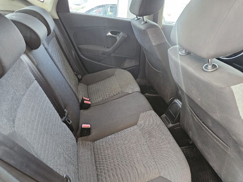 VOLKSWAGEN POLO 2010