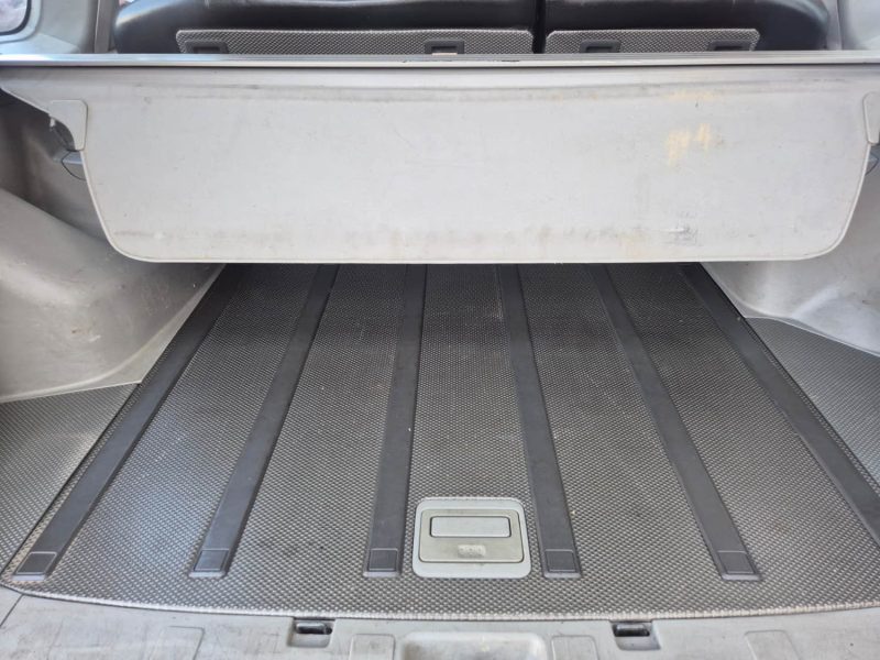 NISSAN NON DEFINI 2004