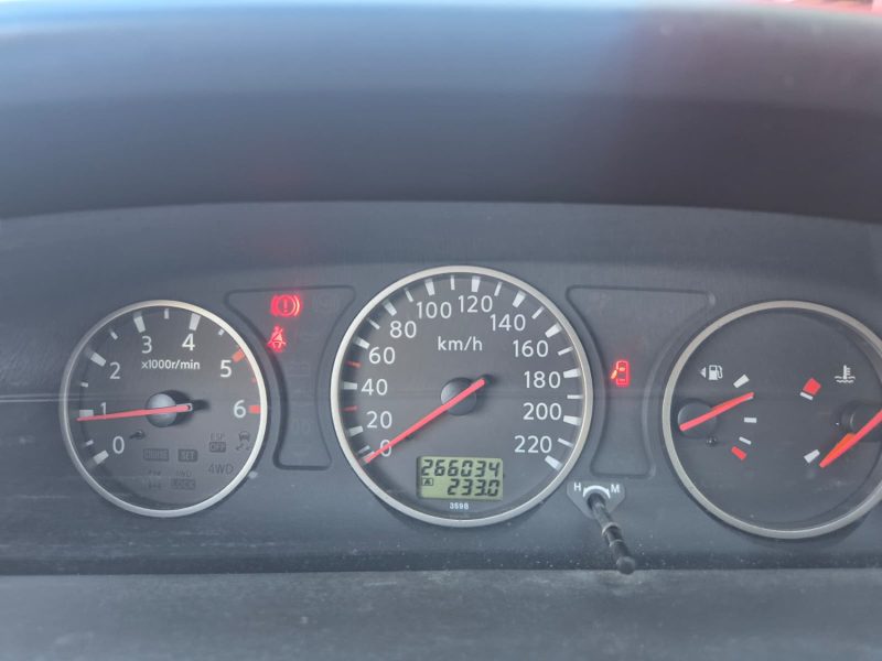 NISSAN NON DEFINI 2004