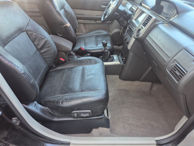 NISSAN NON DEFINI 2004