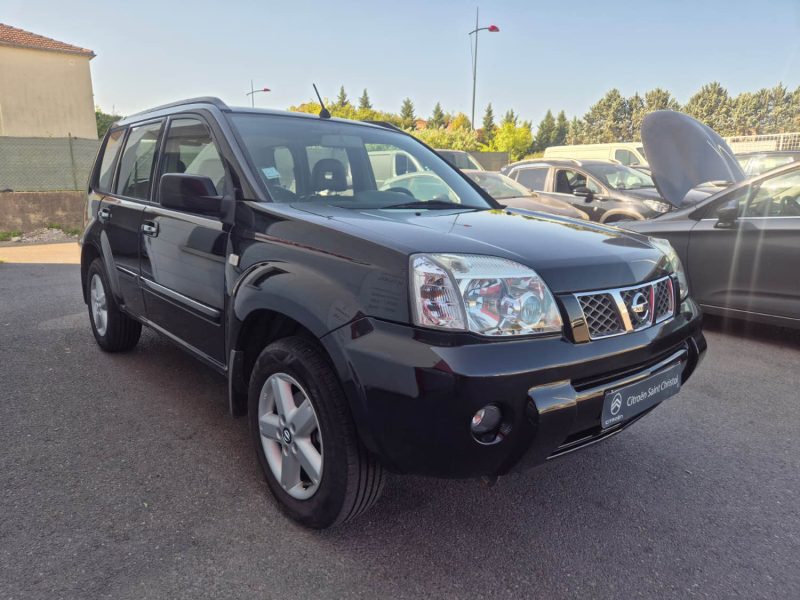 NISSAN NON DEFINI 2004