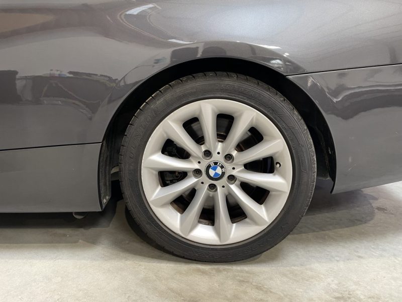 BMW SERIE 3 335i E92 306ch X-DRIVE BVA / SUIVI D'ENTRETIEN COMPLET 