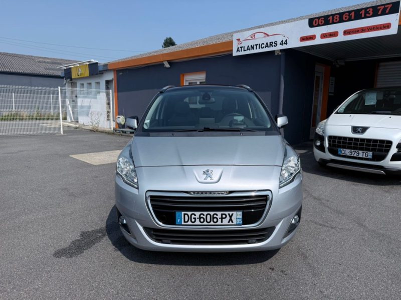 PEUGEOT 5008 2014