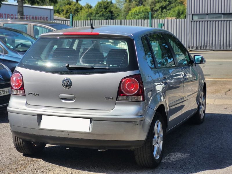 VOLKSWAGEN POLO 2008