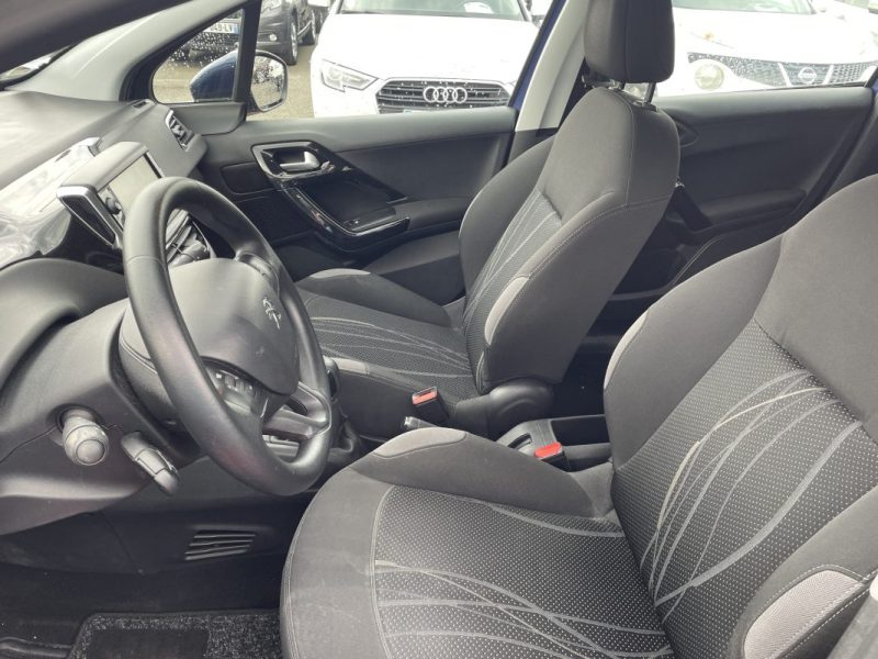 PEUGEOT 208 1.0L 68cv GARANTIE 3/12 MOIS