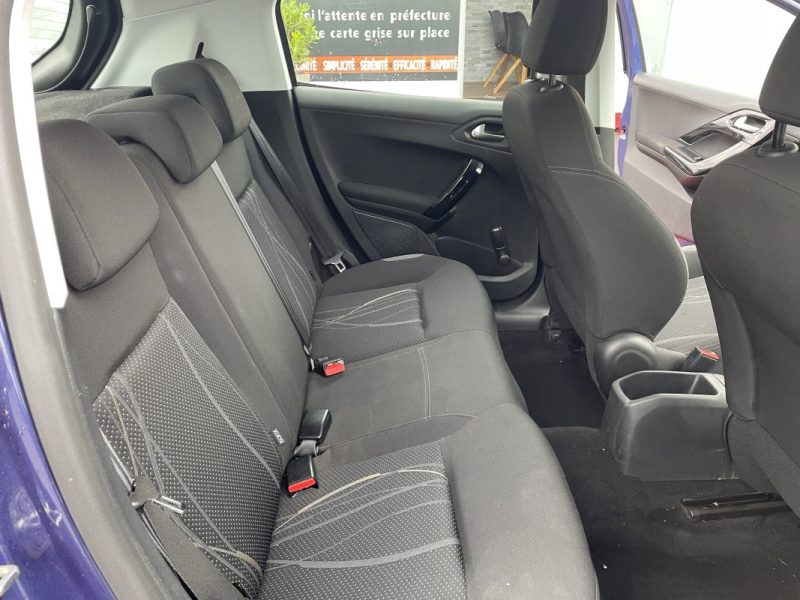 PEUGEOT 208 1.0L 68cv GARANTIE 3/12 MOIS