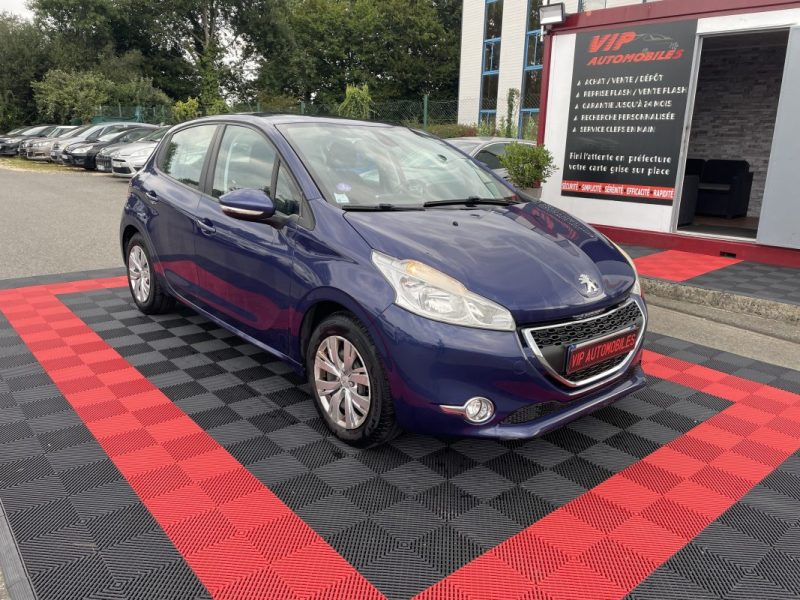 PEUGEOT 208 1.0L 68cv GARANTIE 3/12 MOIS