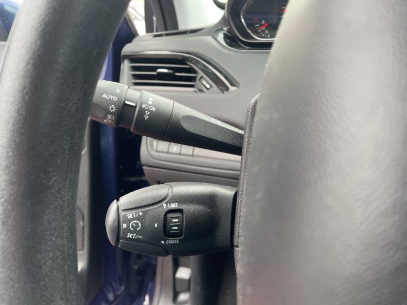 PEUGEOT 208 1.0L 68cv GARANTIE 3/12 MOIS
