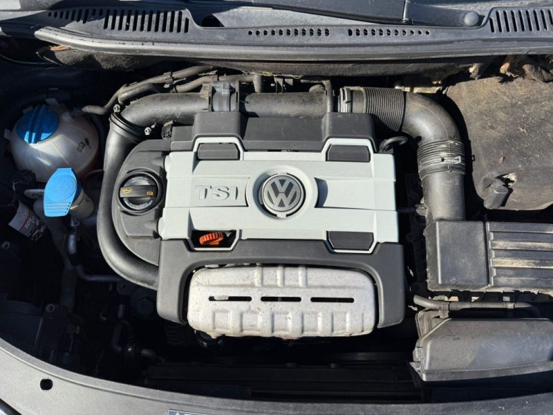 VOLKSWAGEN TOURAN 1.4l TSI 140CV CONFORTLINE DSG7