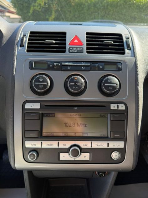 VOLKSWAGEN TOURAN 1.4l TSI 140CV CONFORTLINE DSG7