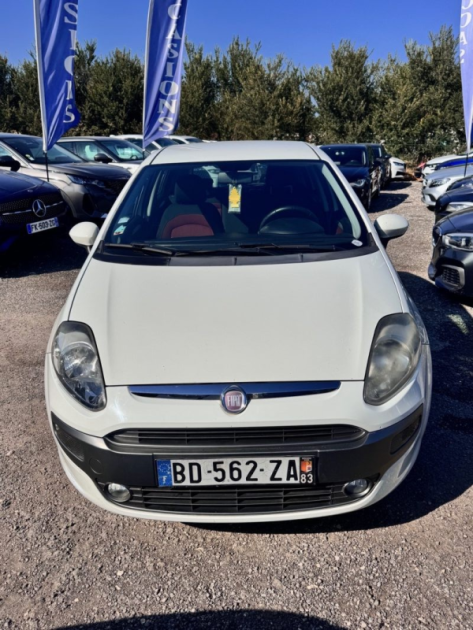 Fiat punto 2010 1.3 Multijet 16v 85ch DPF S&S Dynamic 95g 5p