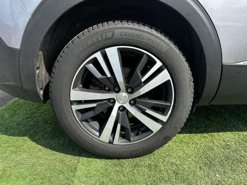 PEUGEOT 5008 1.5 BLUEHDI 130 S&S ALLURE EAT8 - *** REMISE - A PRIX COUTANT !! ***