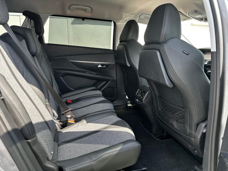 PEUGEOT 5008 1.5 BLUEHDI 130 S&S ALLURE EAT8 - *** REMISE - A PRIX COUTANT !! ***