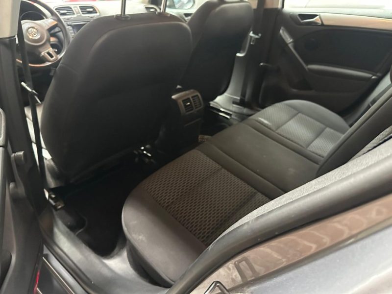 VOLKSWAGEN GOLF VI 1.6 TDI 105ch BlueMotion 2011