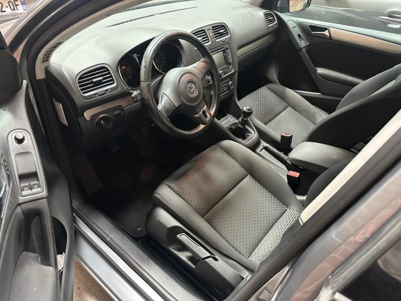 VOLKSWAGEN GOLF VI 1.6 TDI 105ch BlueMotion 2011