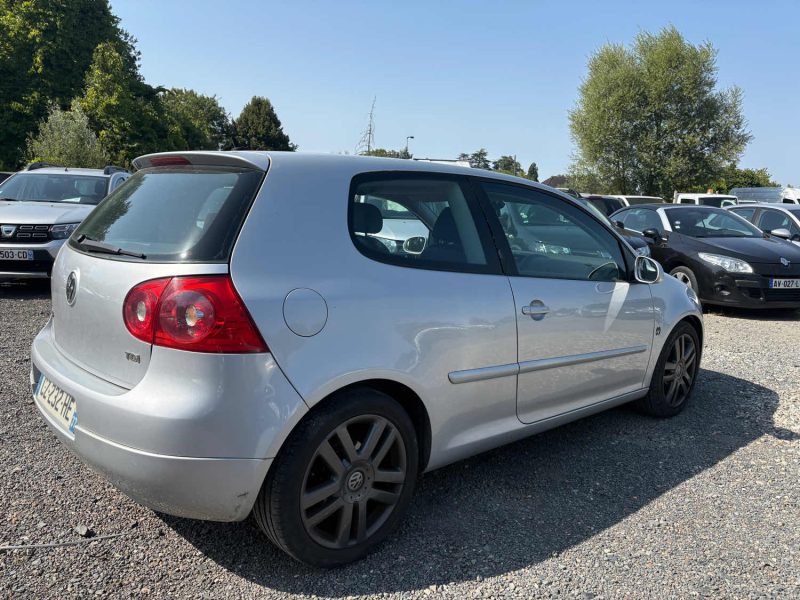 VOLKSWAGEN GOLF 2006