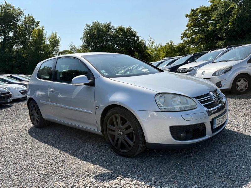 VOLKSWAGEN GOLF 2006