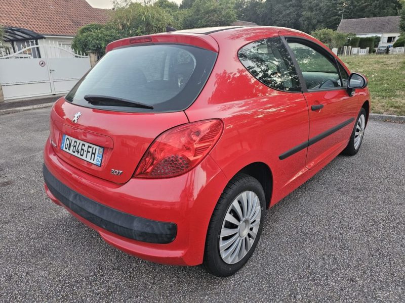 PEUGEOT 207 2009