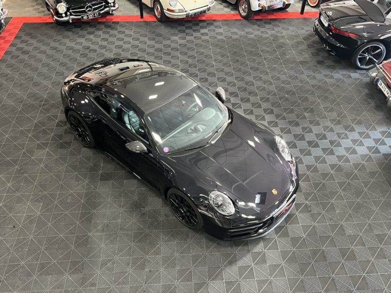 PORSCHE 911 Type 992 CARRERA GTS - 2023