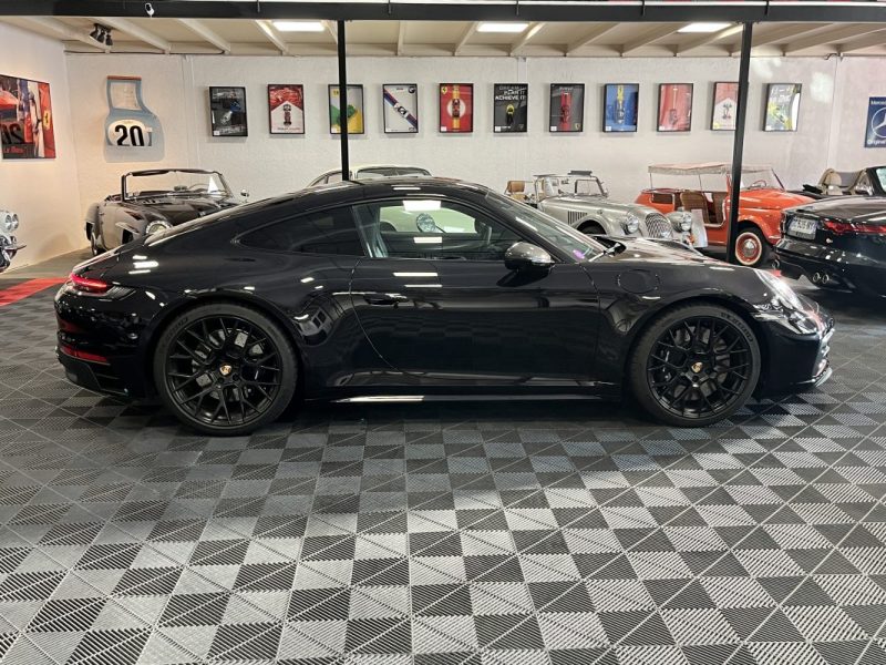 PORSCHE 911 Type 992 CARRERA GTS - 2023