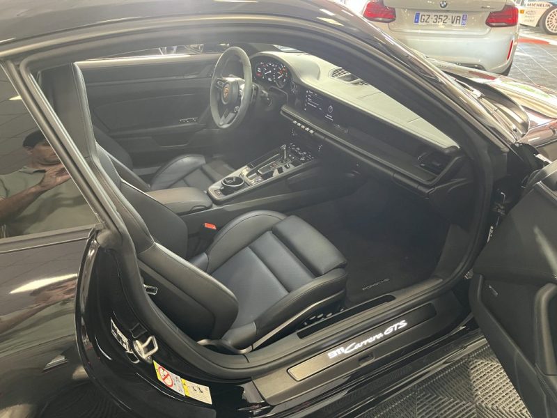 PORSCHE 911 Type 992 CARRERA GTS - 2023