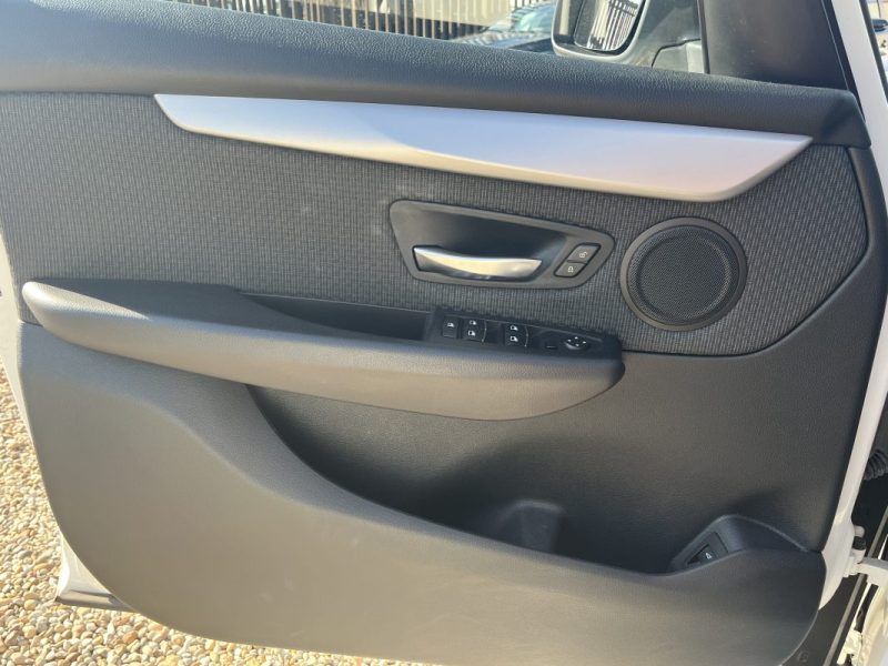 B.M.W. SERIE 2 218dA 150ch Lounge 03/2016