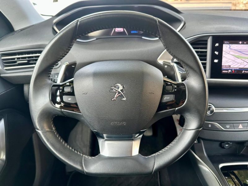 PEUGEOT 308 2020
