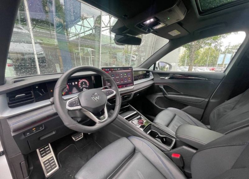 Volkswagen Tayron 2.0 TDI DSG 4Motion R-Line 2025