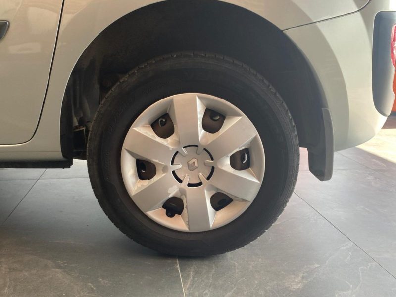 RENAULT KANGOO 1.5 DCI 70ch 🚐 Distri OK 🔧 / Barres de toit 🛞 / Garantie 6 mois ✅