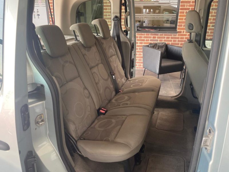 RENAULT KANGOO 1.5 DCI 70ch 🚐 Distri OK 🔧 / Barres de toit 🛞 / Garantie 6 mois ✅