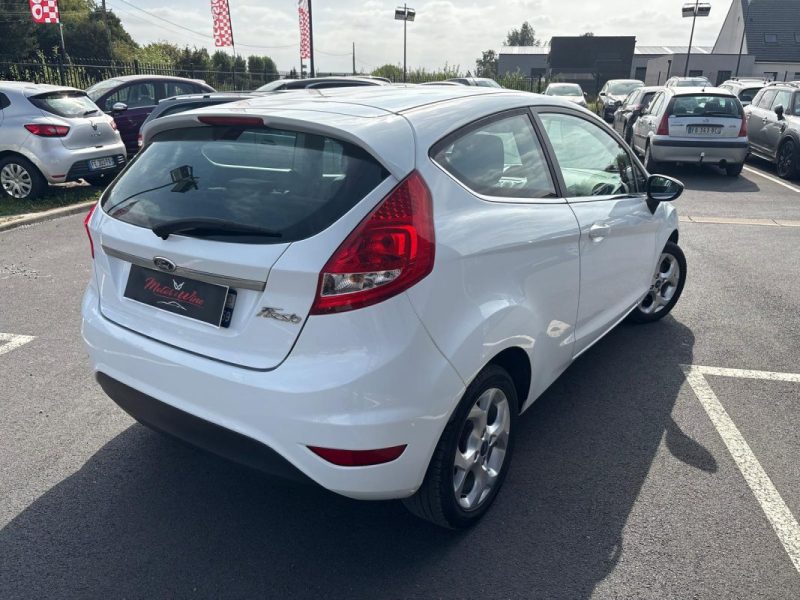 FORD FIESTA VI  2011
