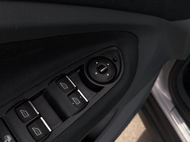 FORD Grand C-MAX 1.6 TDCi 115ch 7 places 🚗 Titanium / Reprise / Garantie 6 mois ✅