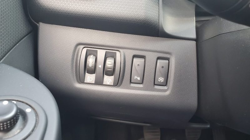 RENAULT CLIO 0.9 TCE 90 ch DYNAMIQUE GPS RADARS CLIM BT