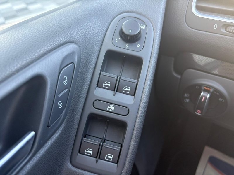 VOLKSWAGEN GOLF 2.0 TDI 140ch FAP Carat GARANTIE 12 MOIS 