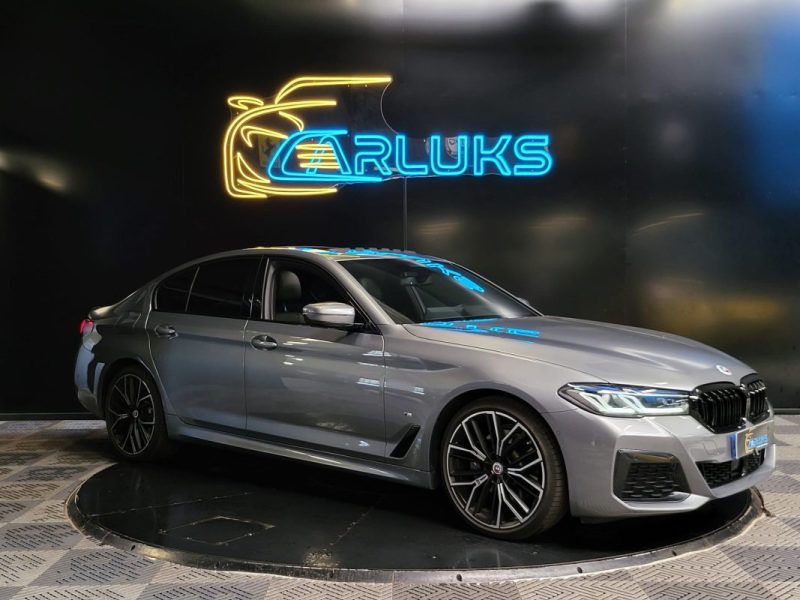 BMW SERIE 5 530 I 252cv M SPORT / TOIT OUVRANT / ECLAIRAGE D\'AMBIANCE / SIEGE ELECRIQUE A MEMOIRE