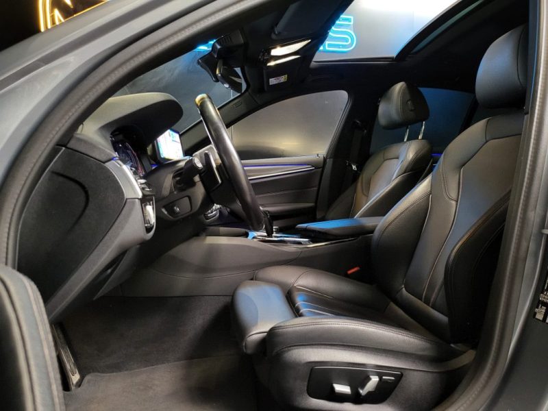 BMW SERIE 5 530 I 252cv M SPORT / TOIT OUVRANT / ECLAIRAGE D\'AMBIANCE / SIEGE ELECRIQUE A MEMOIRE