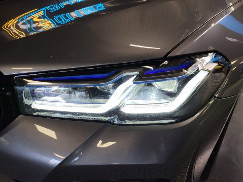 BMW SERIE 5 530 I 252cv M SPORT / TOIT OUVRANT / ECLAIRAGE D\'AMBIANCE / SIEGE ELECRIQUE A MEMOIRE